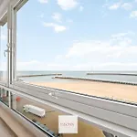 Nr 9 By The Sea By Bloss